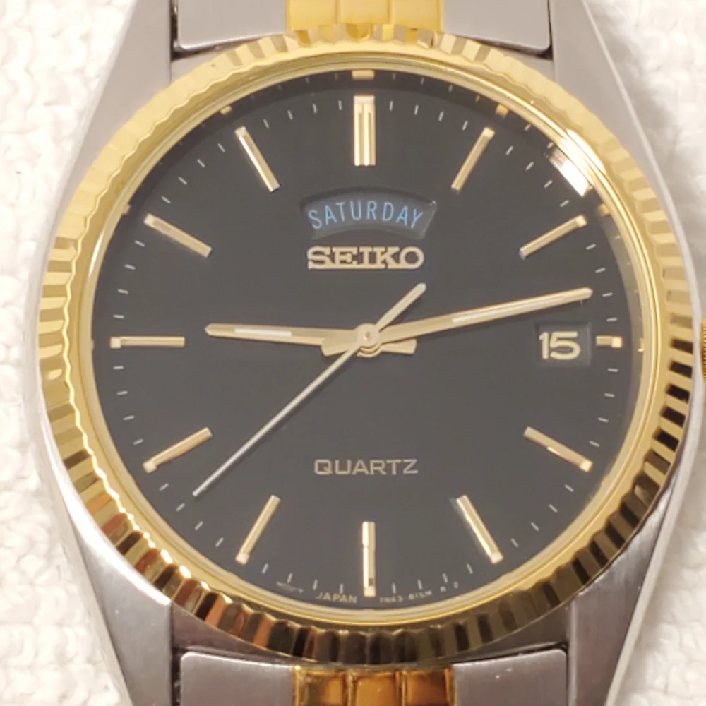 Vintage Seiko Men's Presidential Day Date Gold Tone Watch 1 Jewel Black Dial SS - Picture 1 of 11